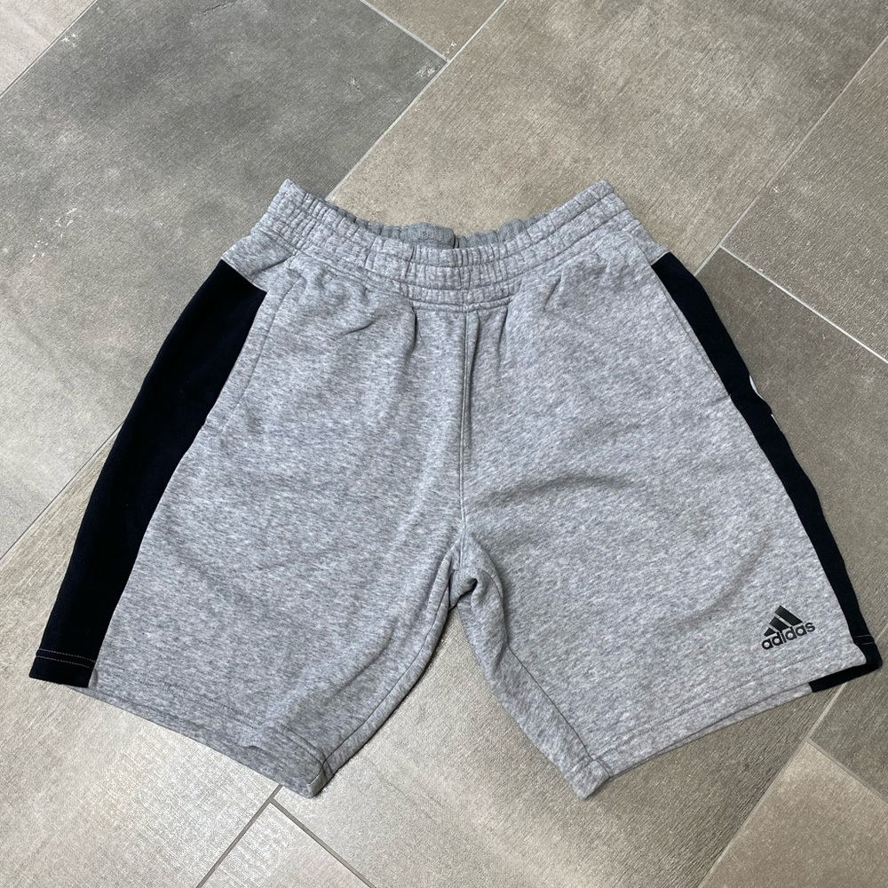 Adidas Men’s Shorts Small